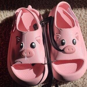 Little Girls Light Pink Piggy Kids Shoes Size 11/12